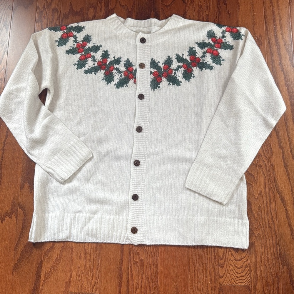 The Holly and the Ivy Cardigan
Christmas Sweater
English Countryside Sweater - Picture 7 of 16